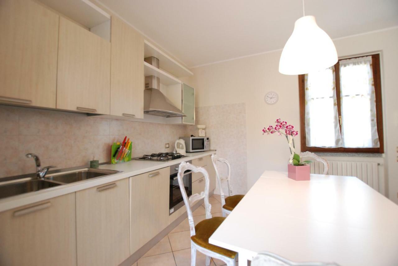 La Casa Dei Sogni Apartment สเตรซา ภายนอก รูปภาพ